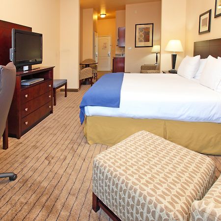 Holiday Inn Express Hotel & Suites Marshall By Ihg Ruang foto
