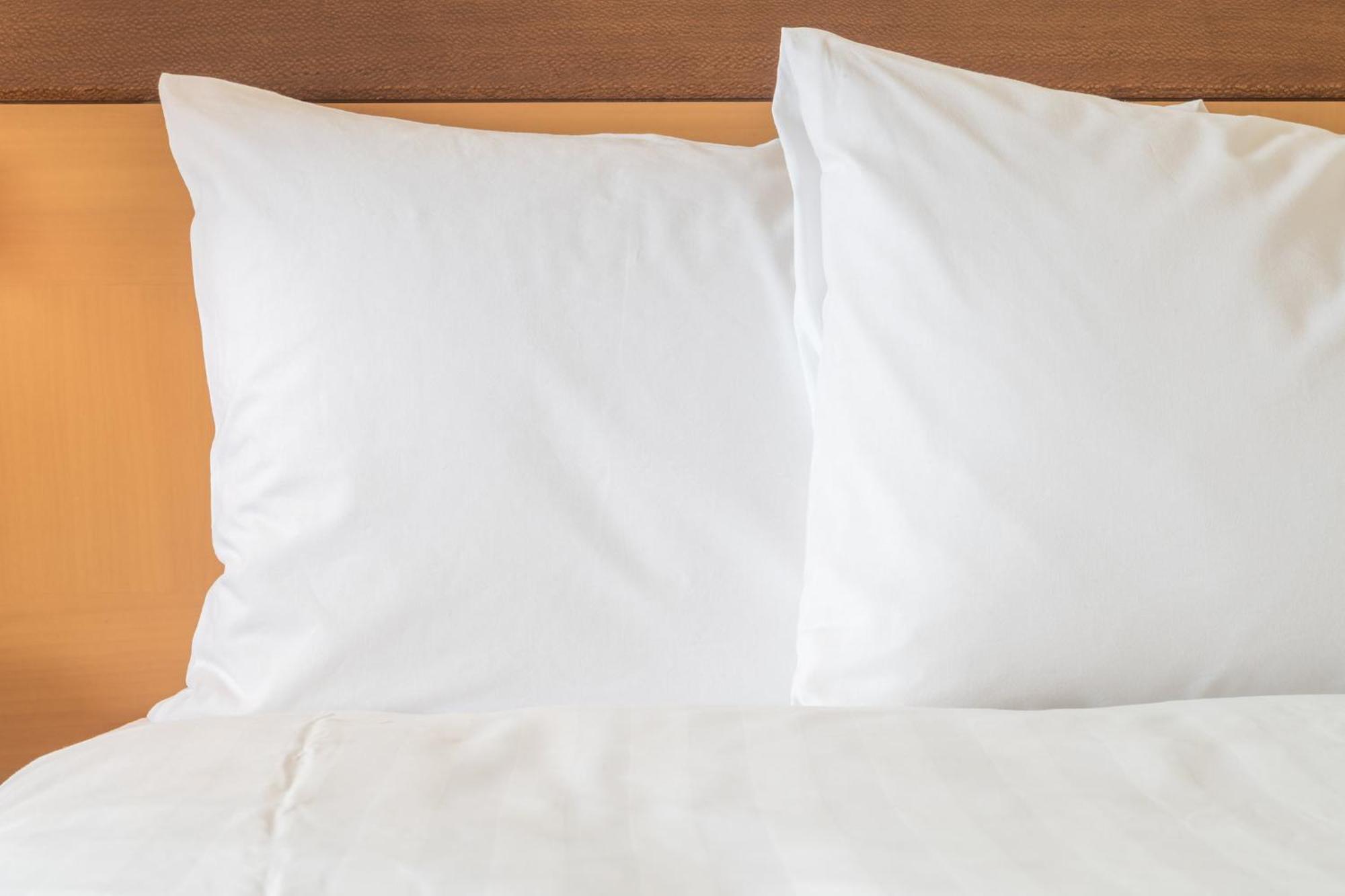 Holiday Inn Express Hotel & Suites Marshall By Ihg Bagian luar foto